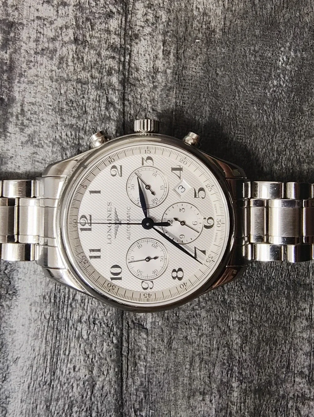 Longines elegant wristwatch