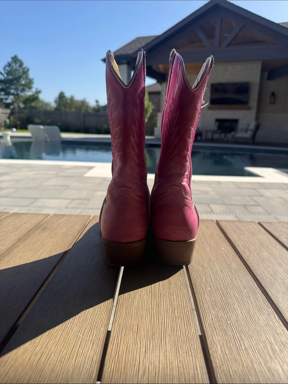 Roper bold pink