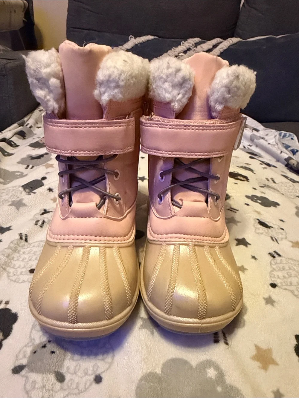 Girls' Pink Faux Fur Snow Boots ( zipper side)
