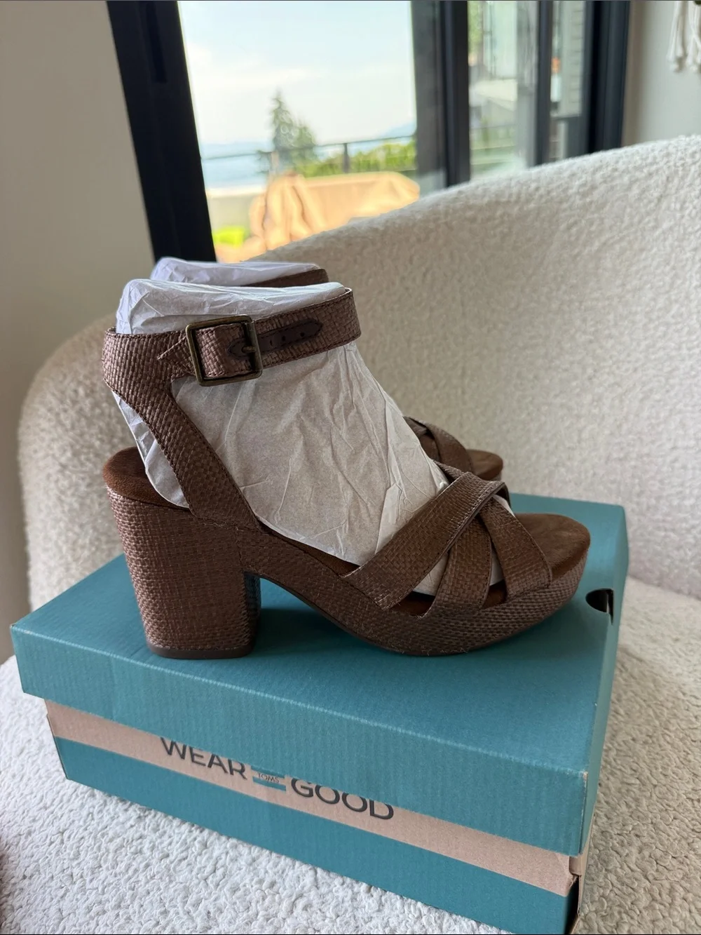 Toms brand new