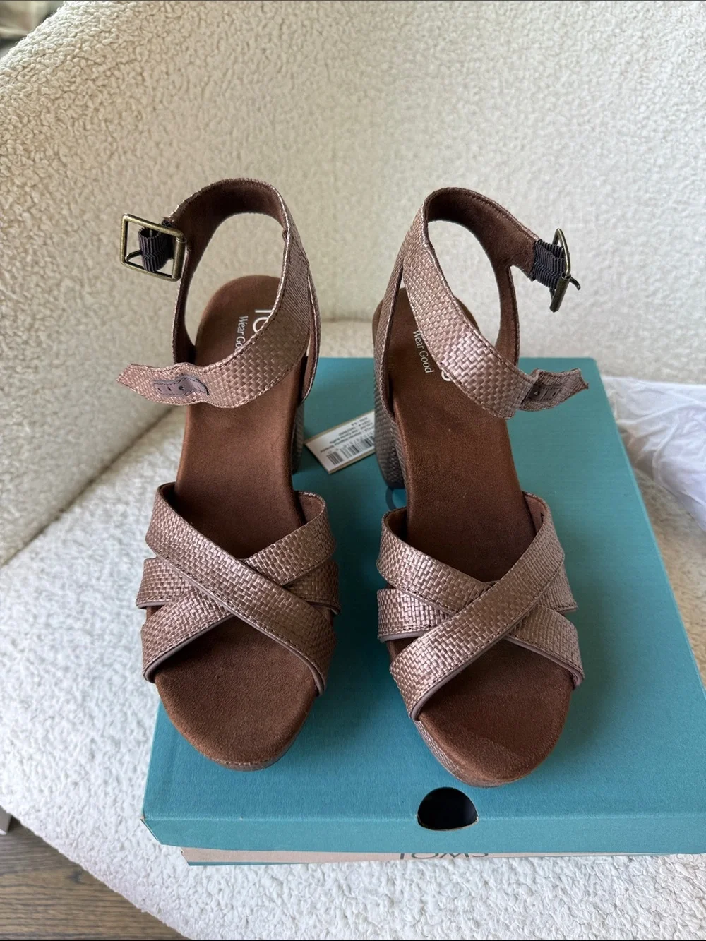 Toms brand new