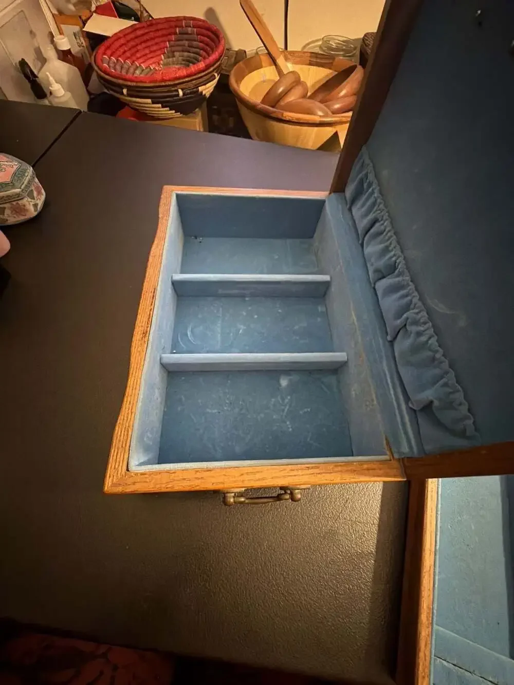 Vintage Reed & Barton Wooden Flatware Storage Chest Case
