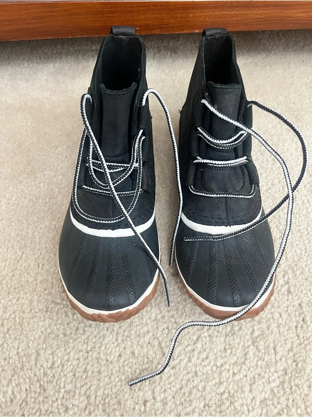 Sorel Black Lace-Up Boot Out N About