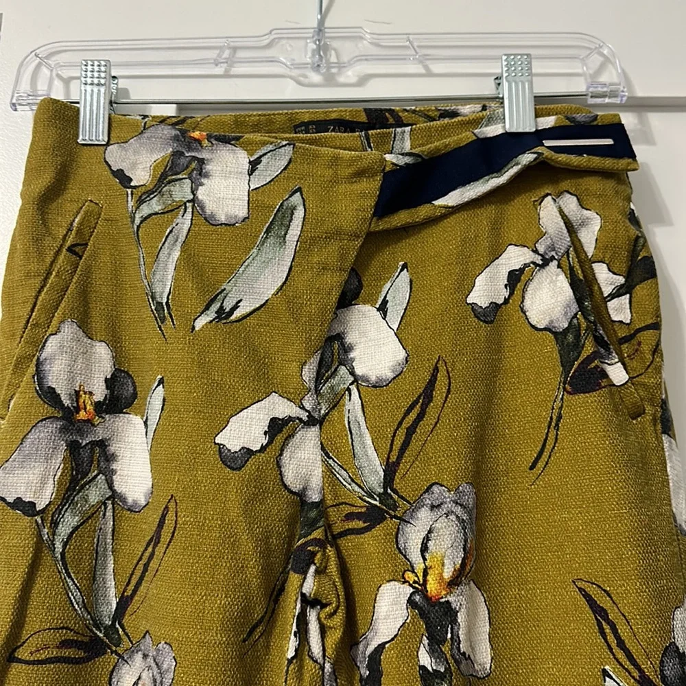 Zara waist pants inside