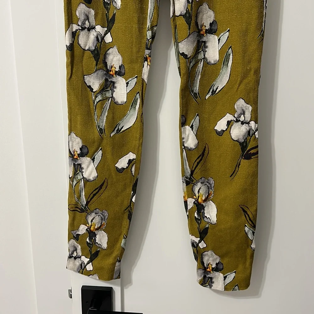 Zara secure unique fit—no