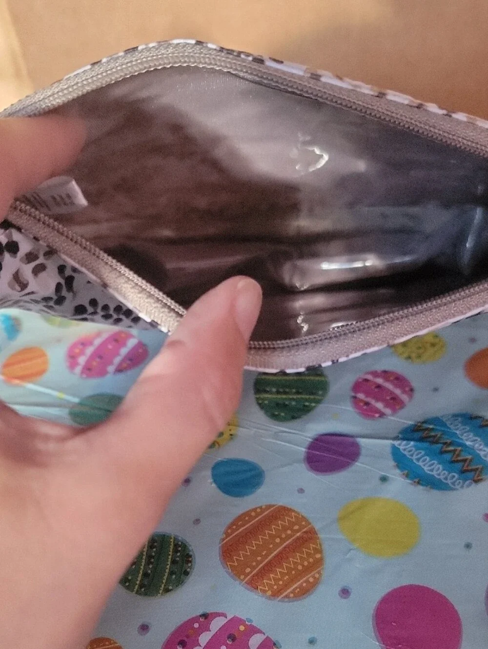 Thirty-one Chevron Print White Cosmetic Bag Set