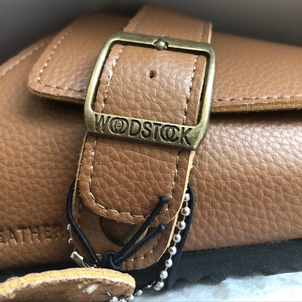 Woodstock mens leather