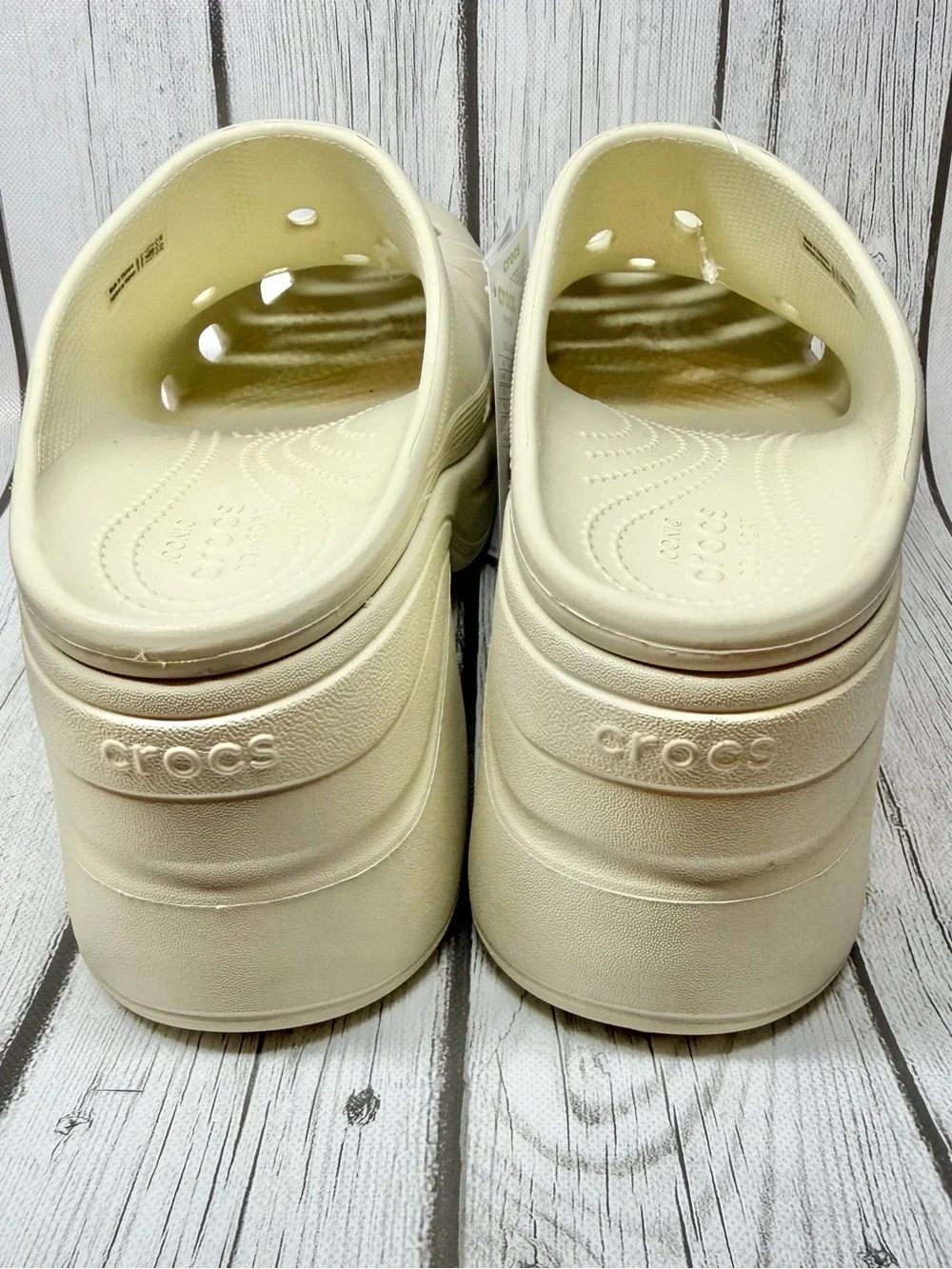 BRAND NEW Size 12 Crocs Siren Platform Clogs in Bone