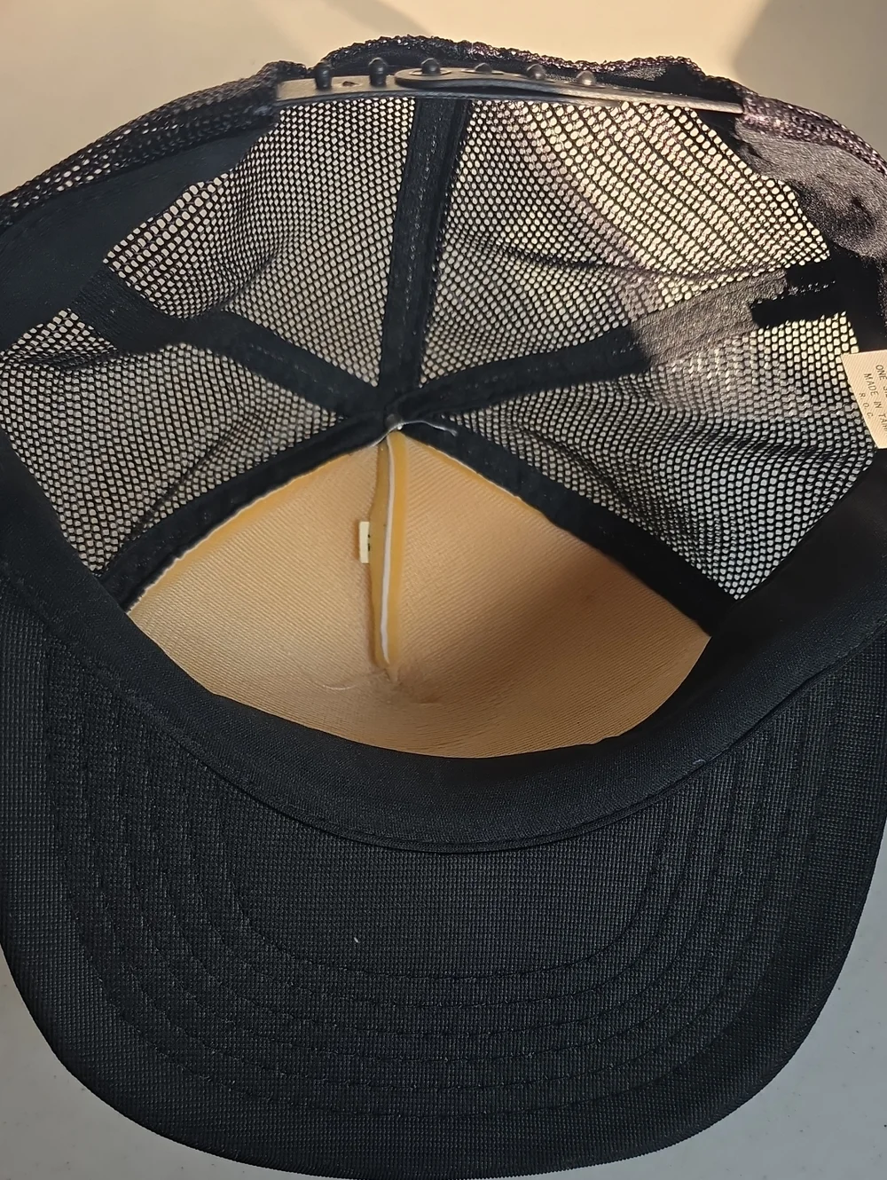 Bass Pro Shops classic trucker