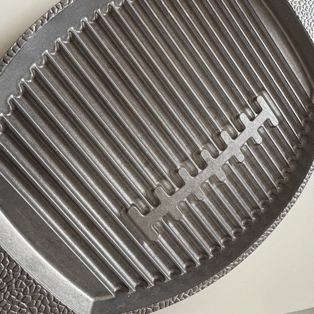 Wilson Armetale Football Grillware Griller Platter NWT Game Day BBQ | Brand New