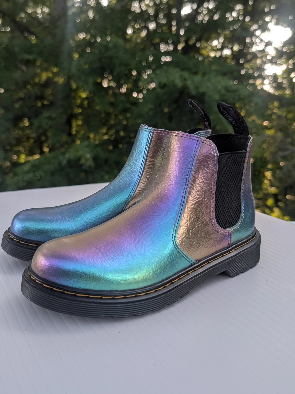 Dr. Martens J Girls 5. Iridescent Chelsea Boots - Teal & Purple Shine