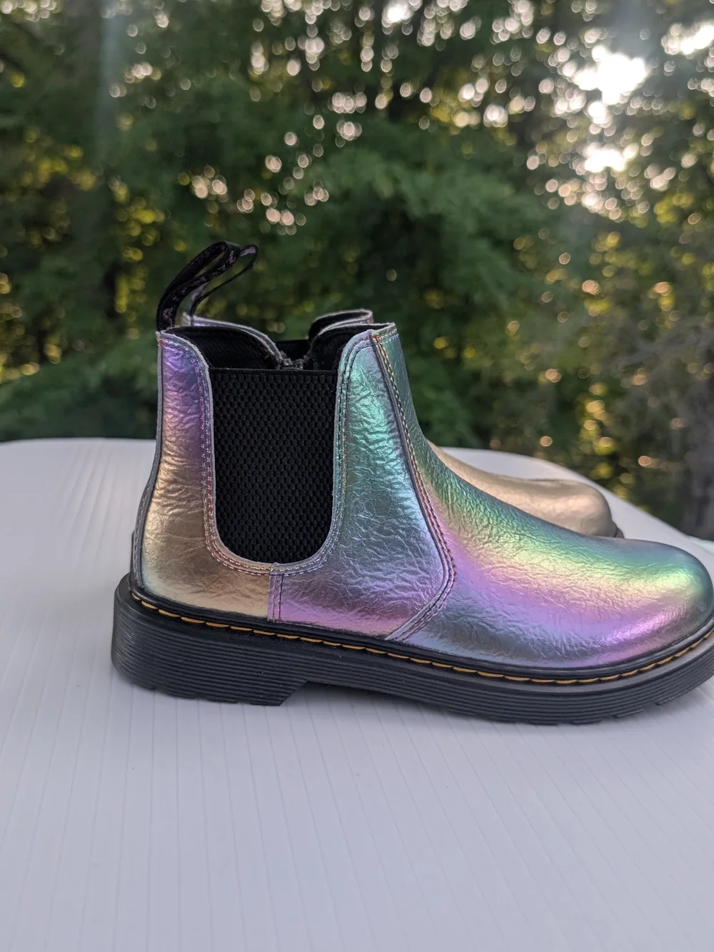Dr. Martens J Girls 5. Iridescent Chelsea Boots - Teal & Purple Shine