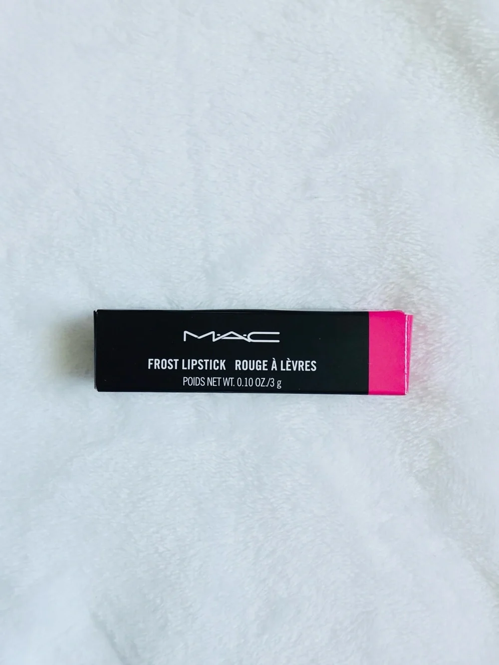 MAC Cosmetics Frost Lipstick - Bombshell- NIB