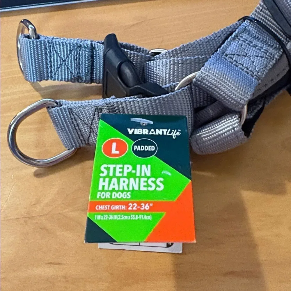NWT Vibrant Life Step-in Dog Polyester Harness in Gray/Black Size Large/22