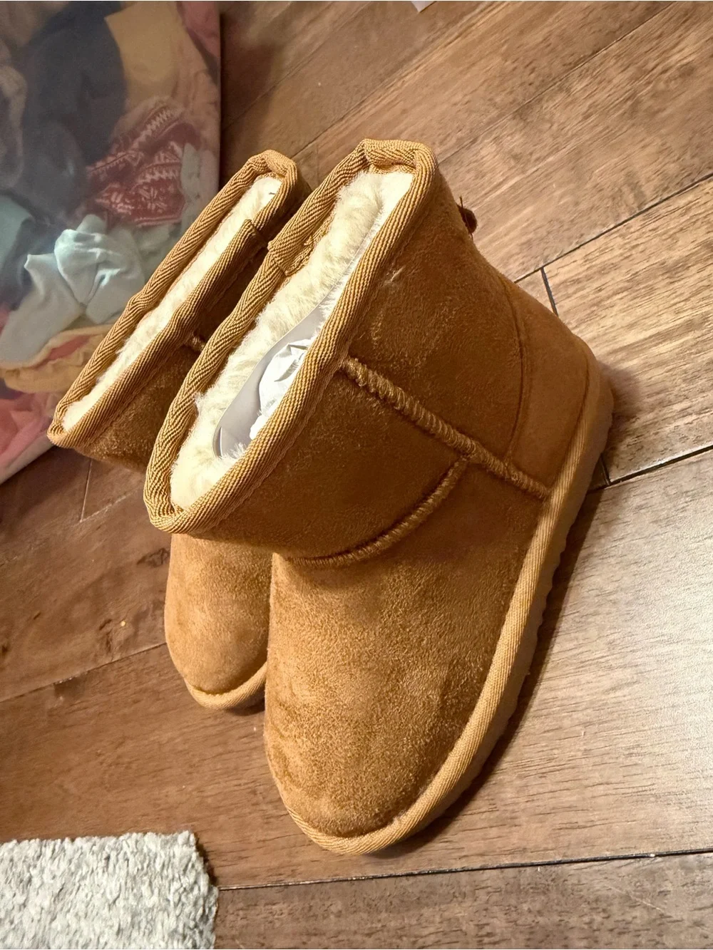 Girls boots
