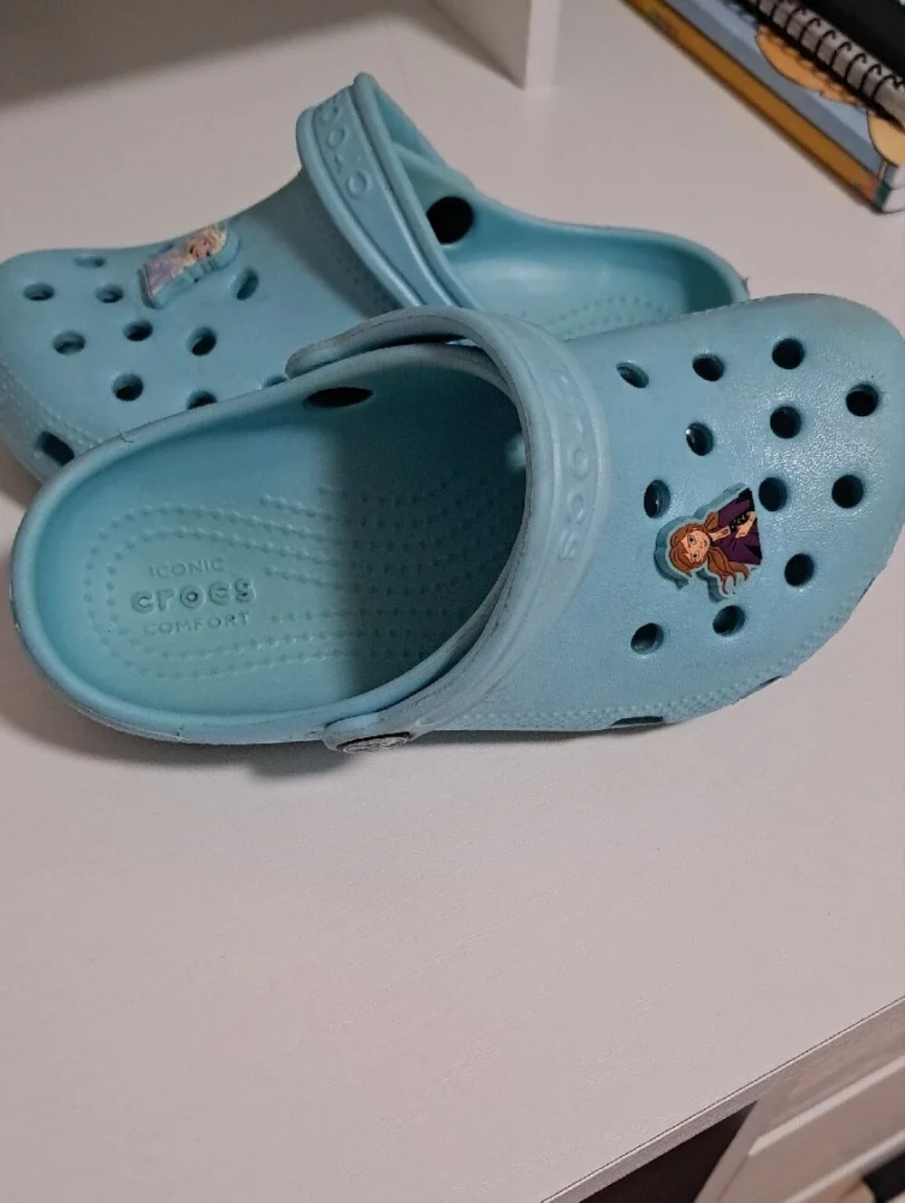 CROCS Kids Light Blue Frozen Character Clogs Size 12