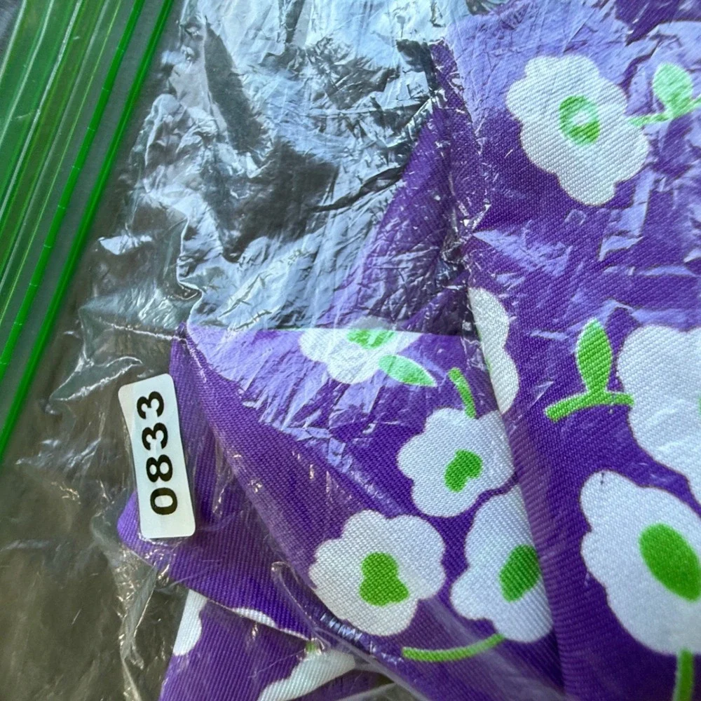 Unbranded vintage purple