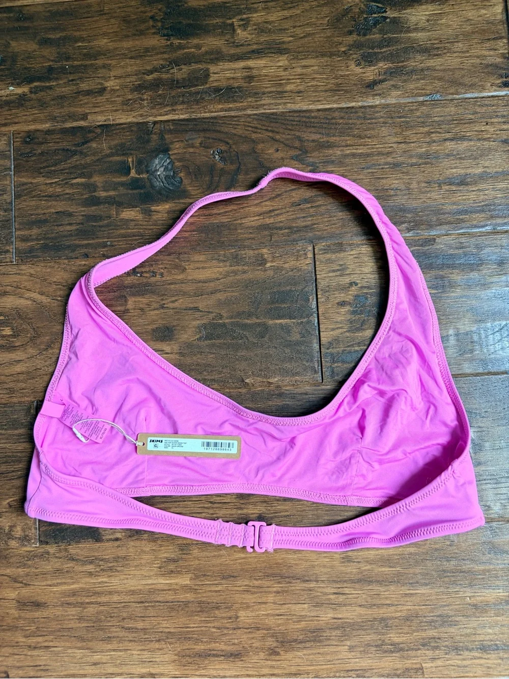 SKIMS Halter Scoop Bikini Top in Neon Orchid Pink NWT size XL