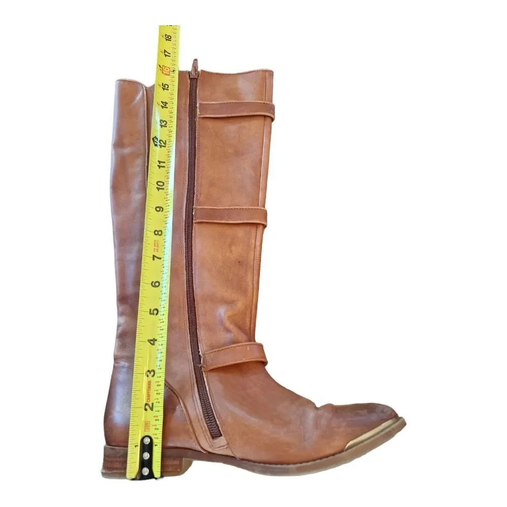 Gianni Bini interior 6m buckles