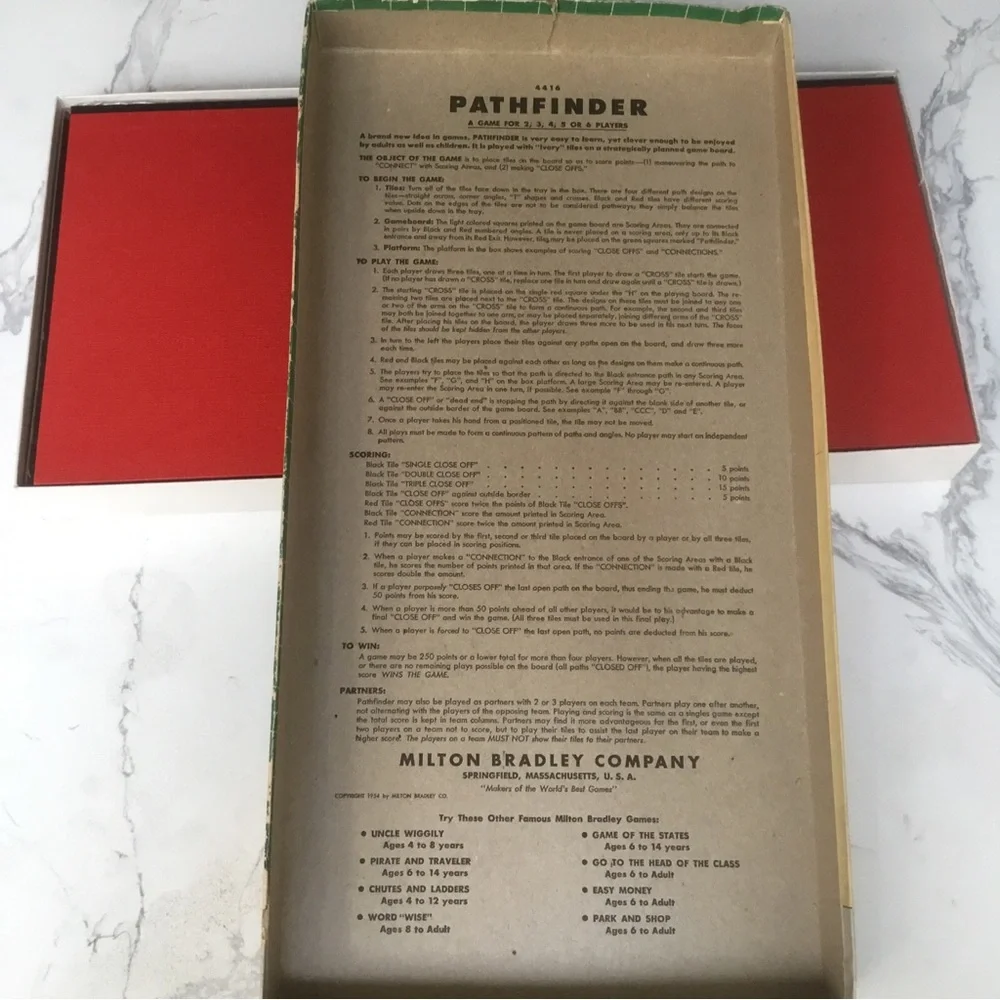Milton Bradley pathfinder excellent