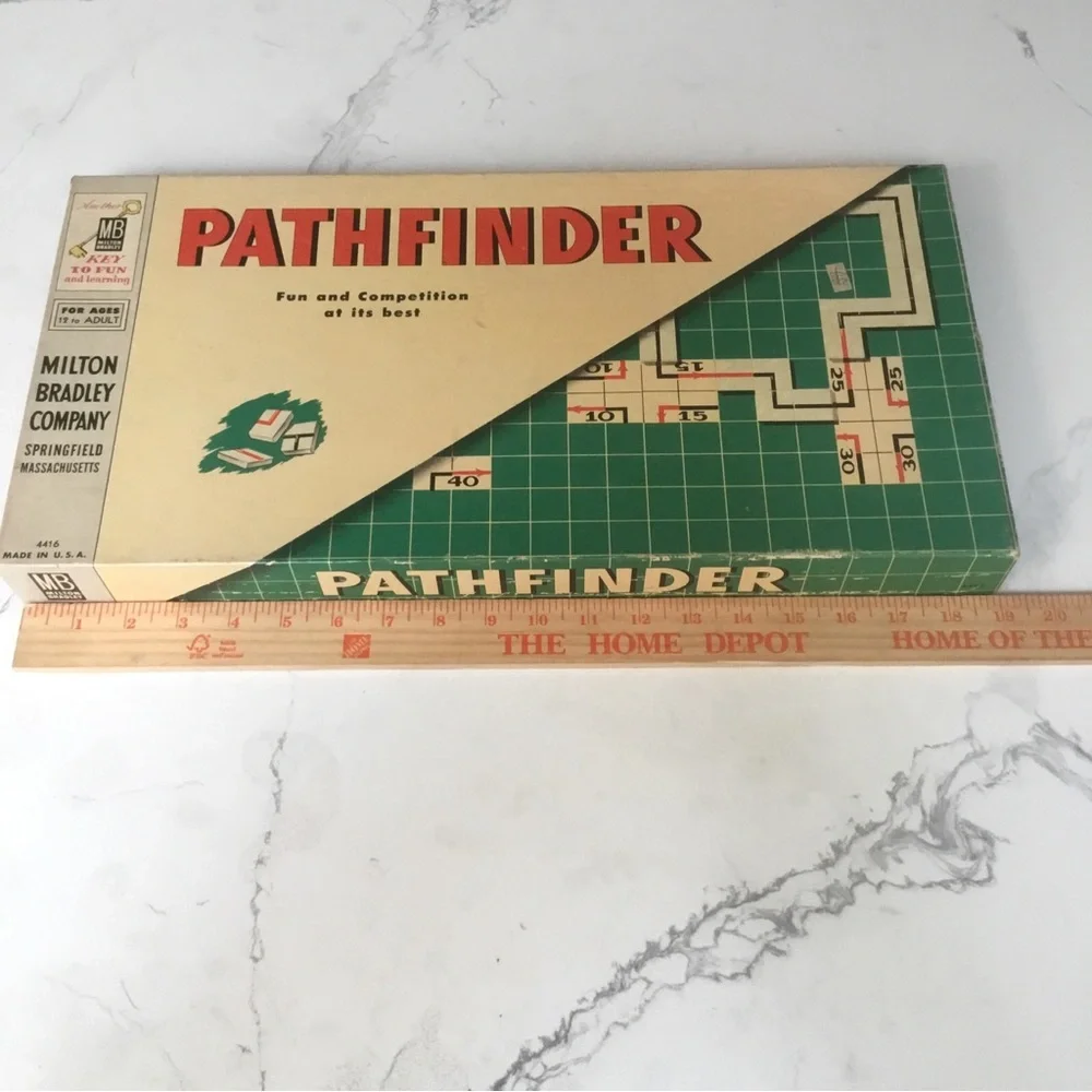 Milton Bradley shows excellent lid