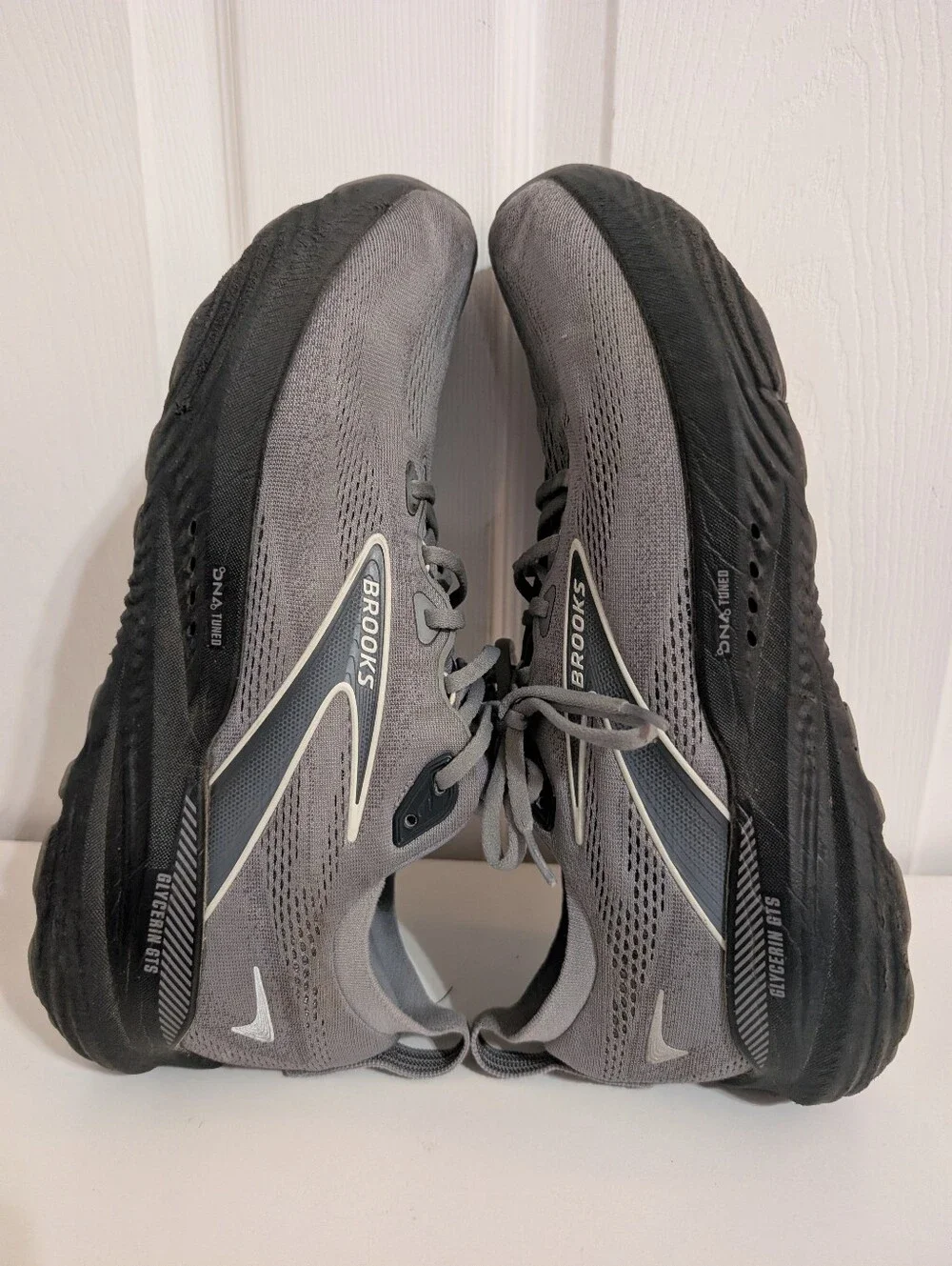 Brooks these shoes