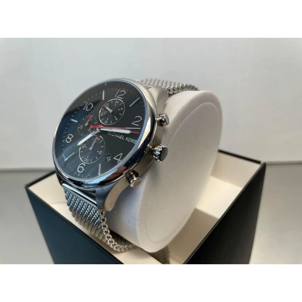 Michael Kors dials stick