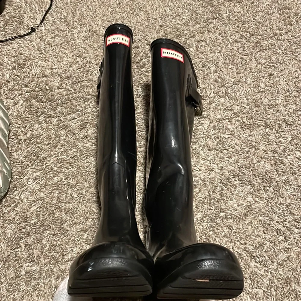 HUNTER Women’s Refined Gloss Rain Boots 9 Black