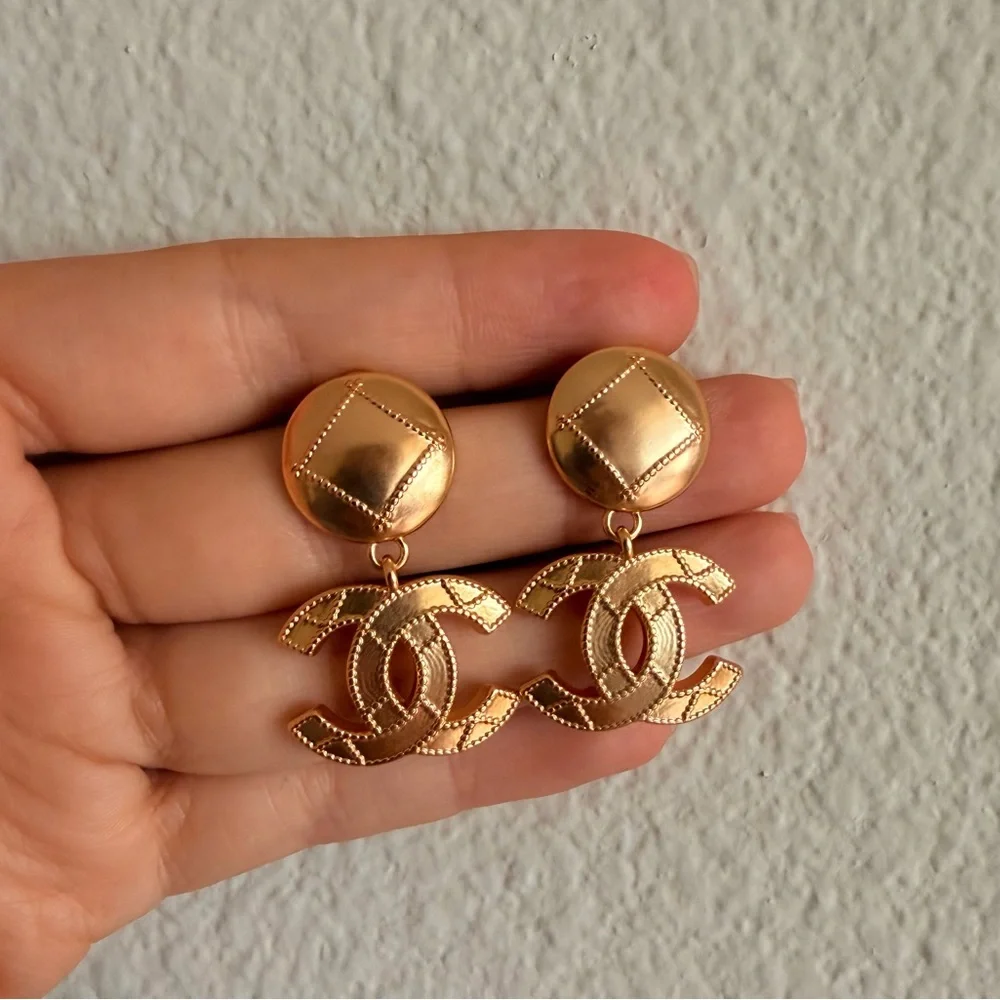 CHANEL Gold-Tone Quilted Logo Drop Earrings
