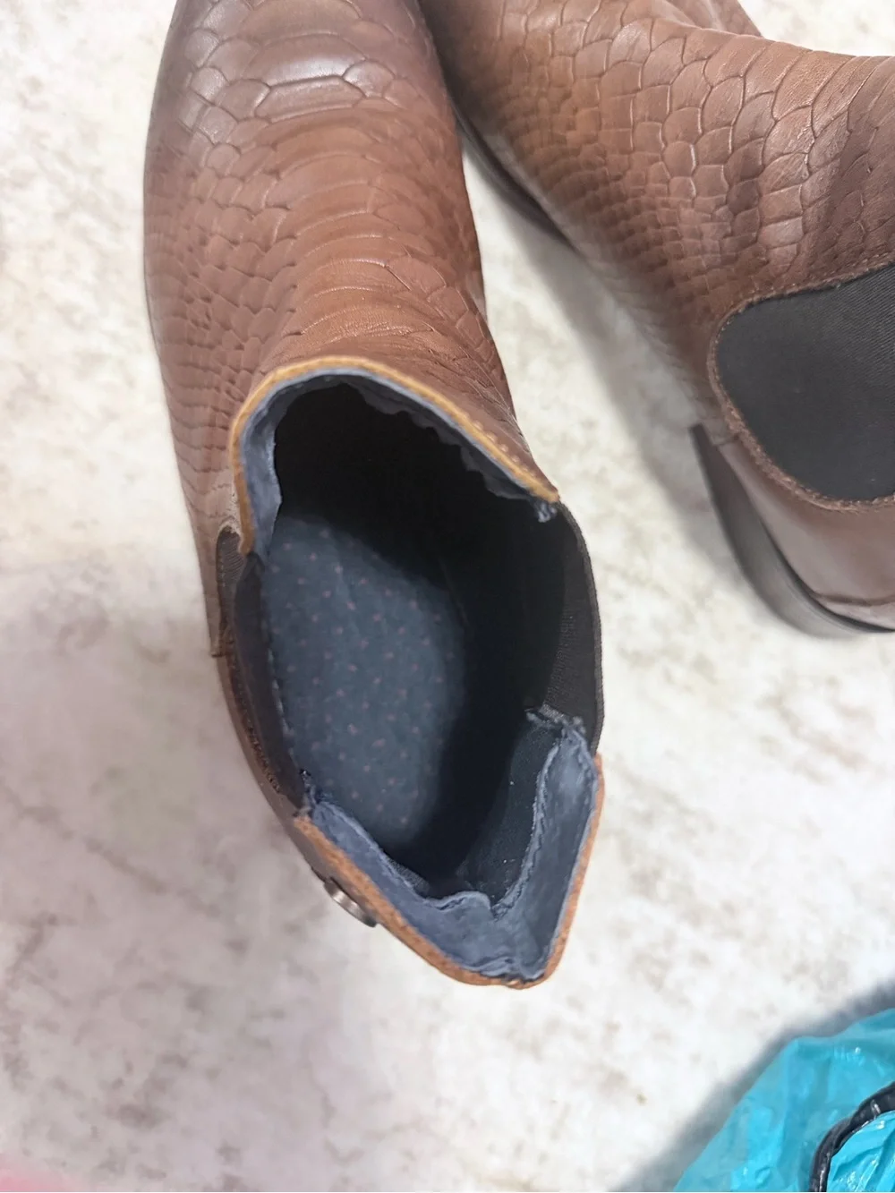 Men’s  brown croc embossed Chelsea ankle boots |us7|Eu 40| Excellent condition