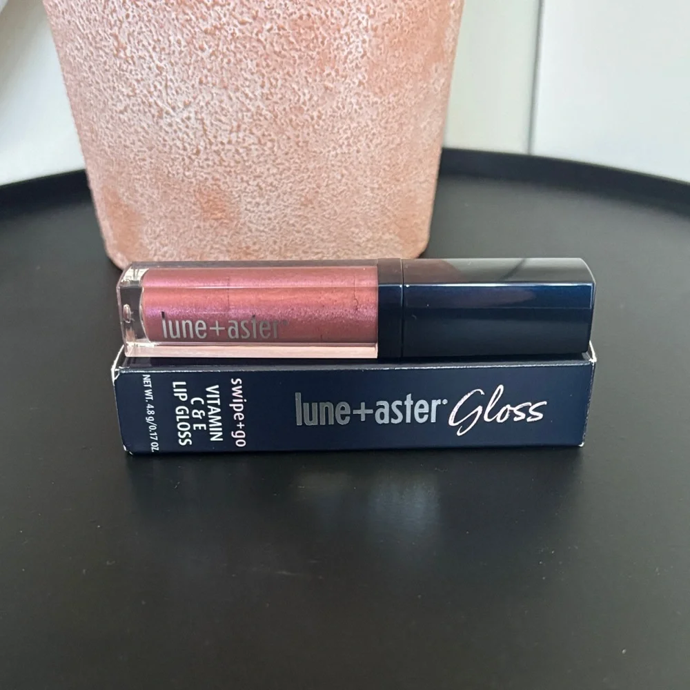 Lune+Aster Gloss elevate your