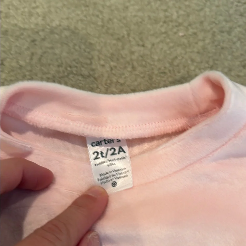 Carters set delicate wear