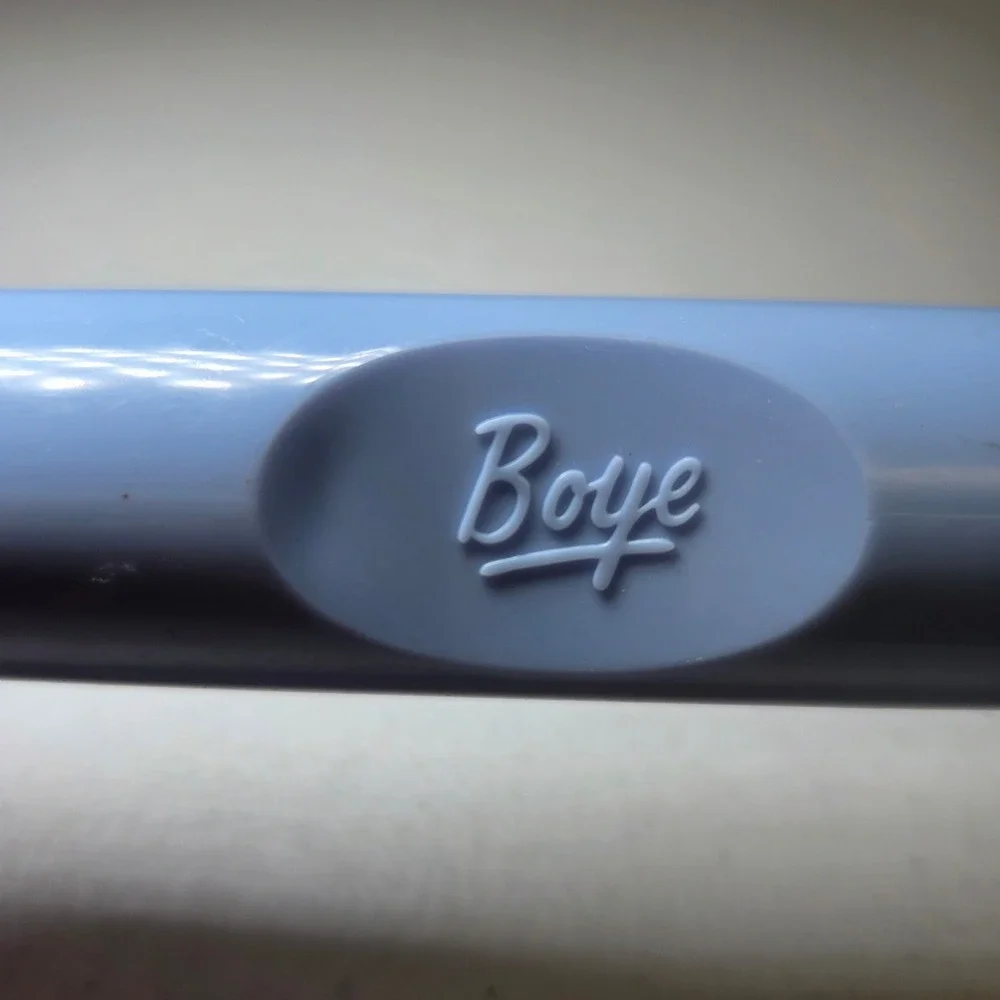 Boye T30 30mm Large Crochet Hook Blue Plastic Jumbo Ergonomic 10 Inch