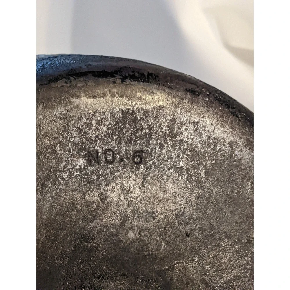 Griswold No 6 Small Logo Smooth Flat Bottom Cast Iron Skillet Frying Pan 699m