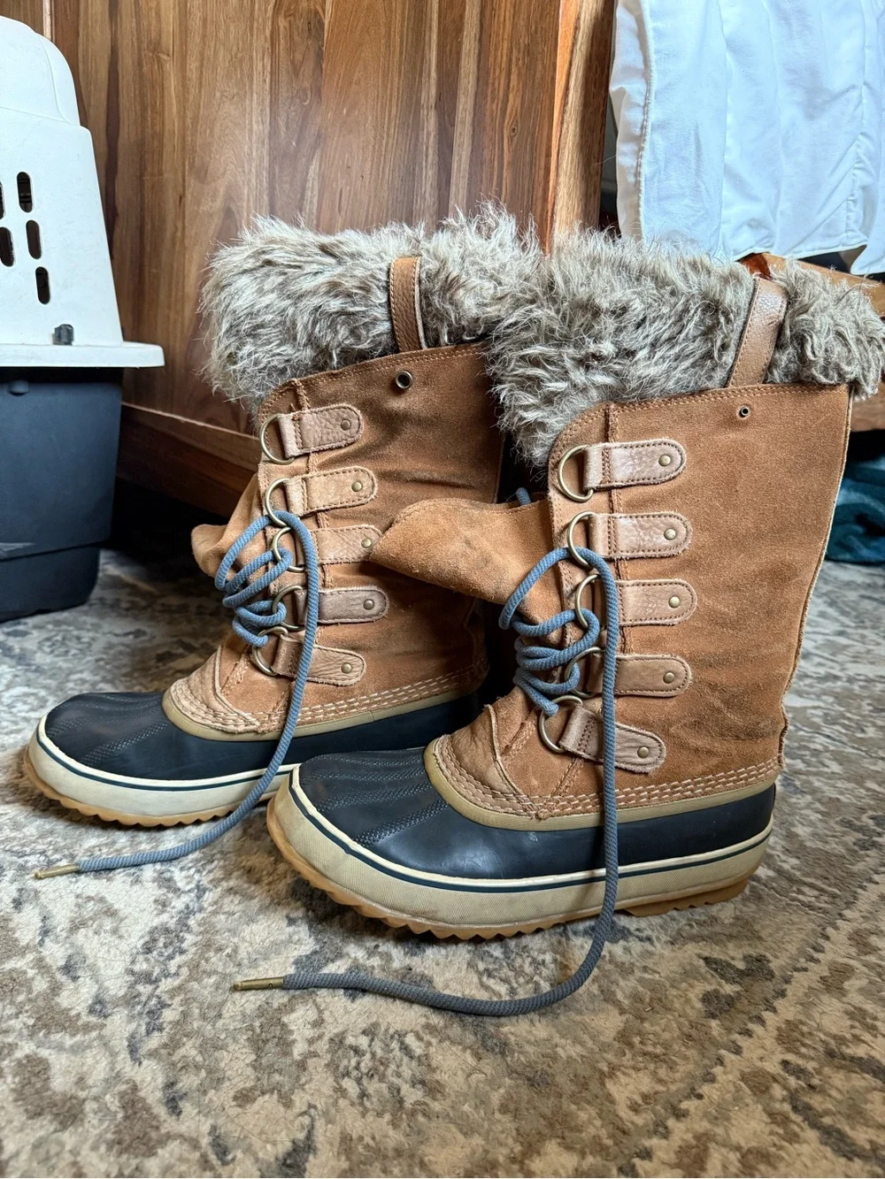 Sorel warm weather