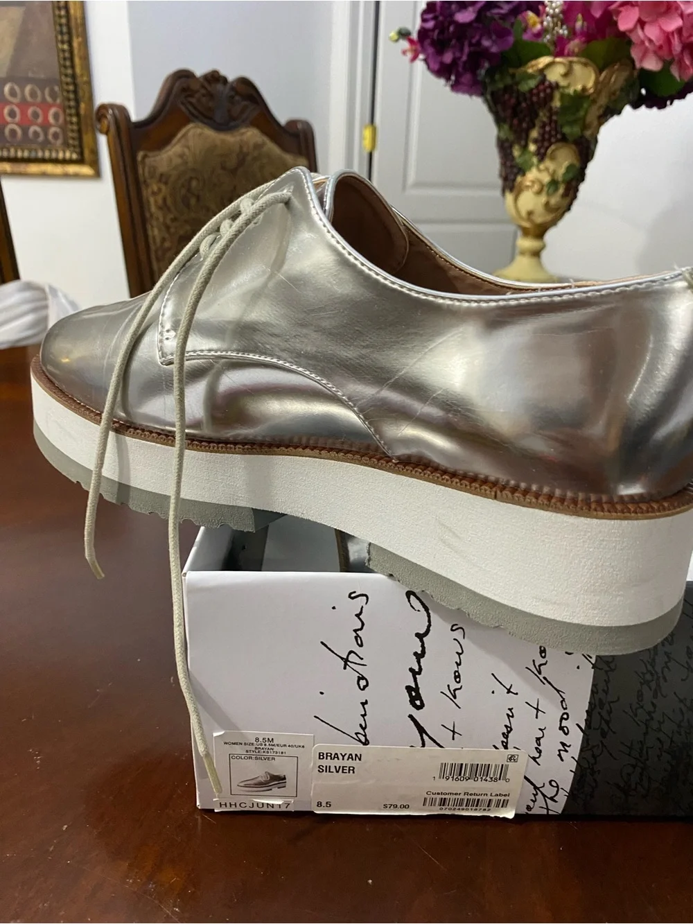 Kensie sleek metallic