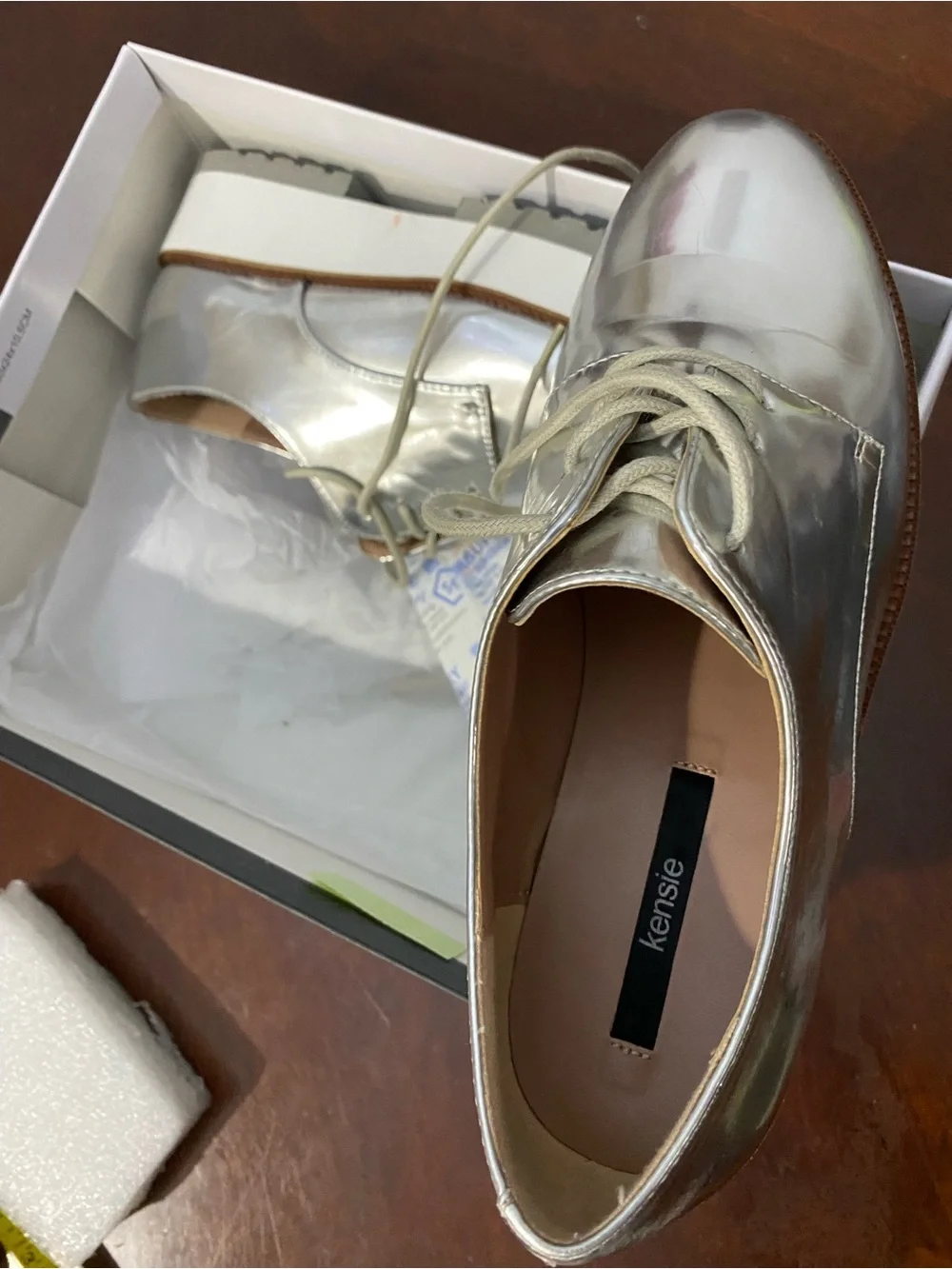 Kensie sleek metallic