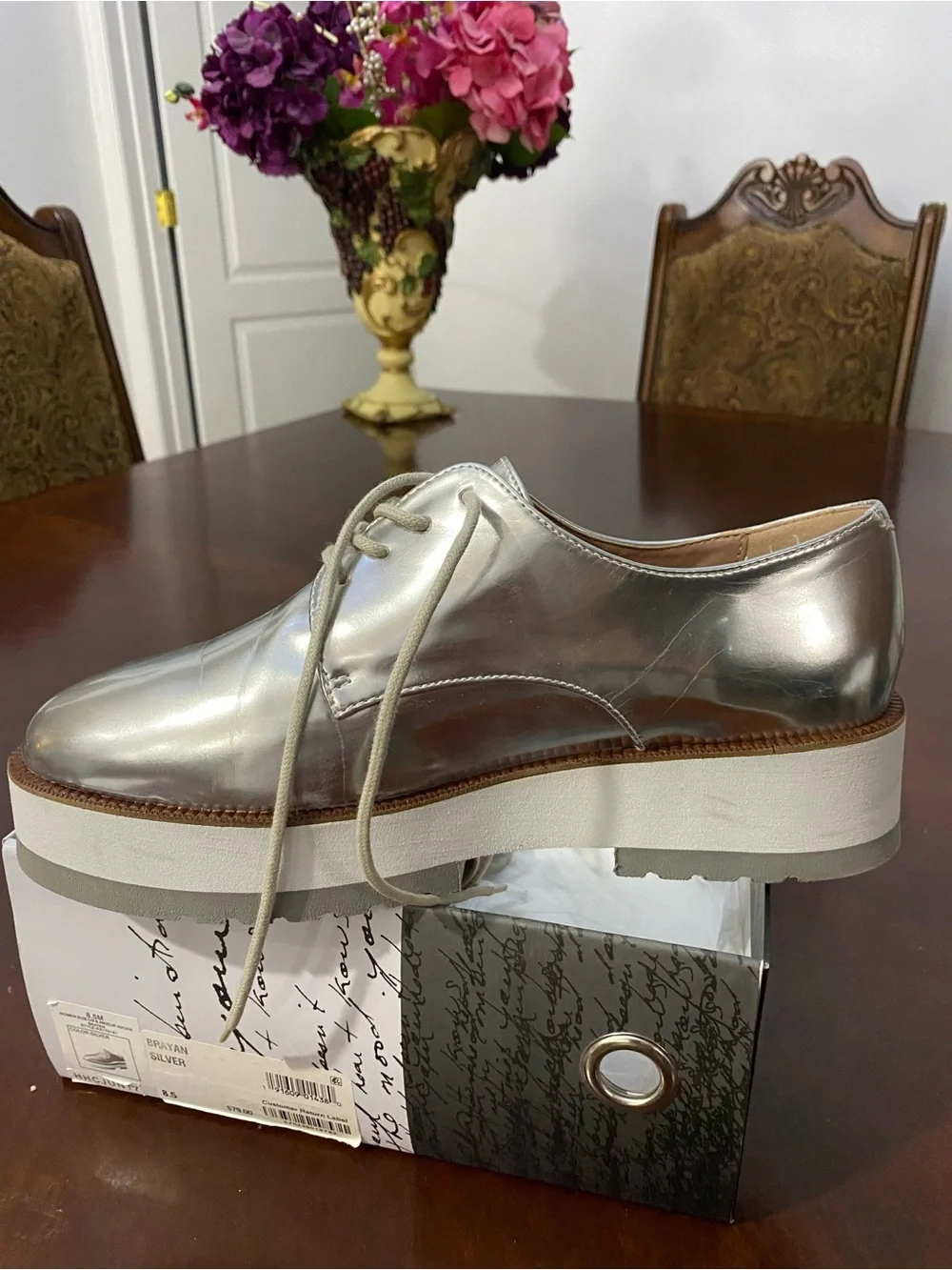 Kensie sleek metallic