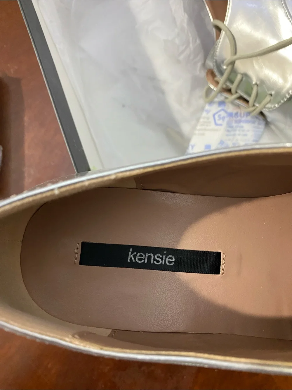 Kensie sleek metallic