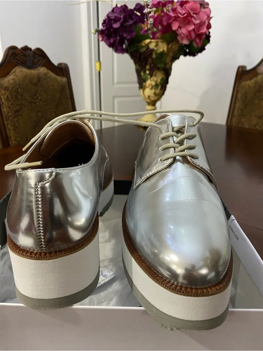 Kensie sleek metallic