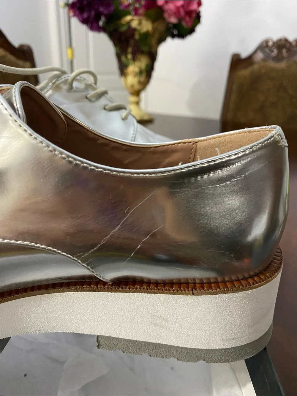 Kensie sleek metallic