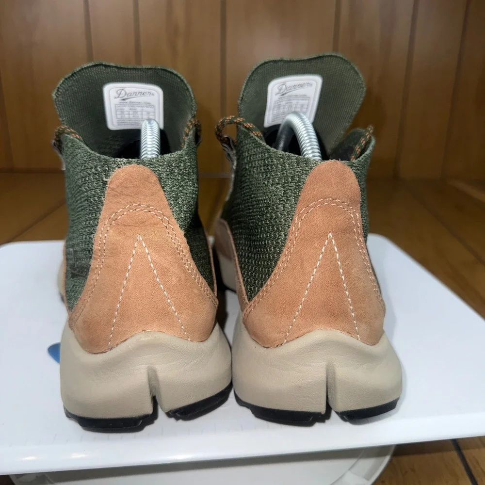 Danner Caprine Kombu Wood Smoke‎ Hiking Boots Mens 9.5 Leather Fabric Upper
