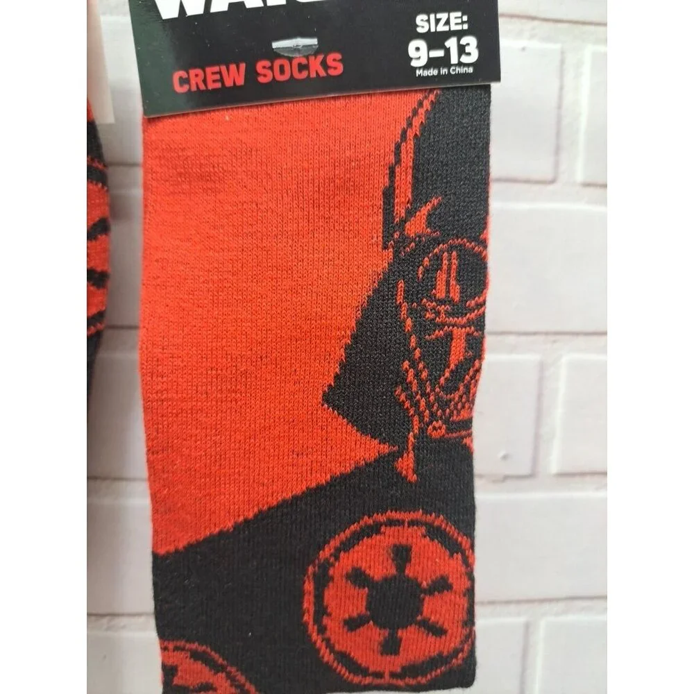2 Pair, Disney Star Wars Darth‎ Vader Novelty Crew Socks 9-13, NWT