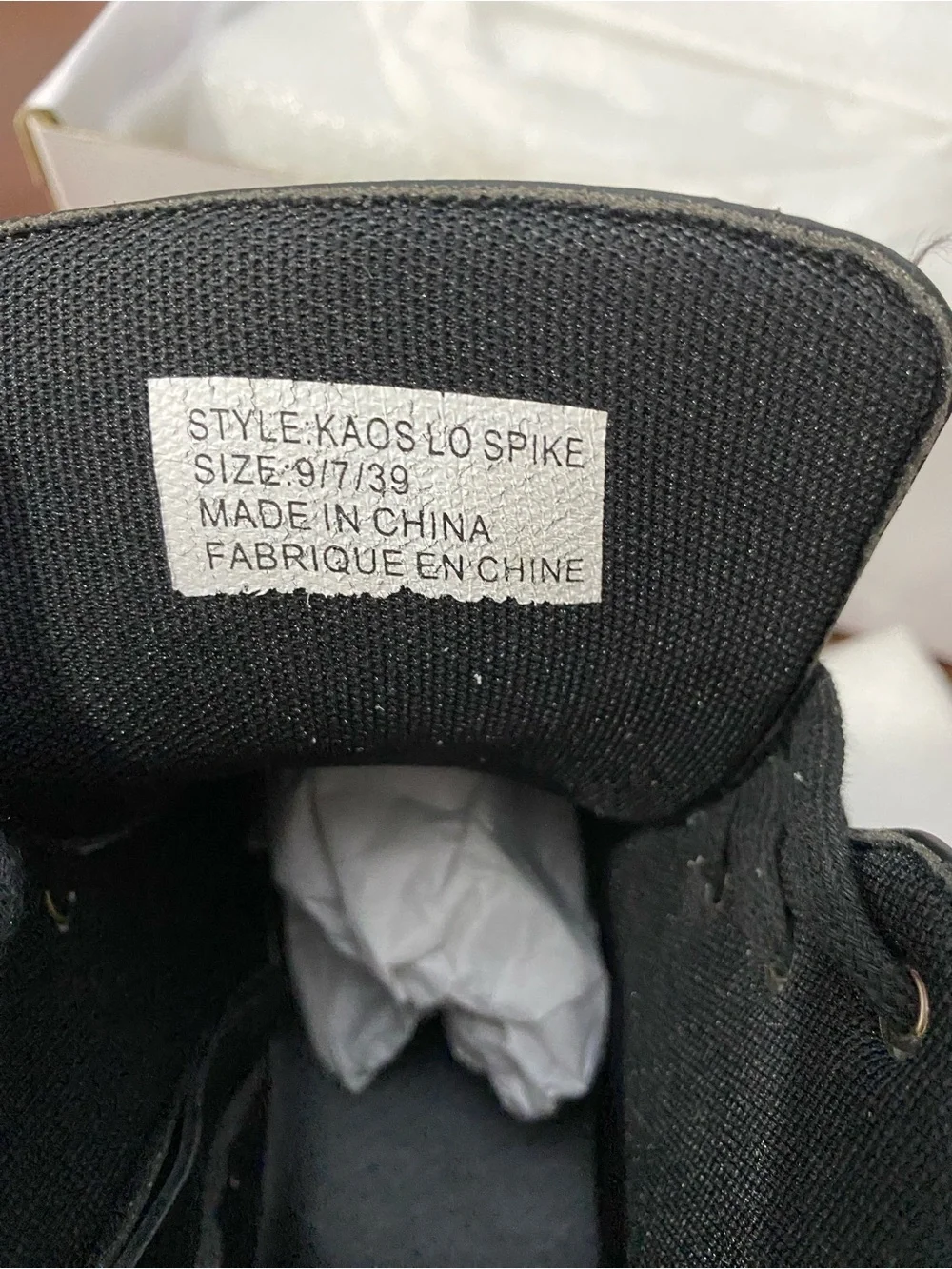 Kaos black platform