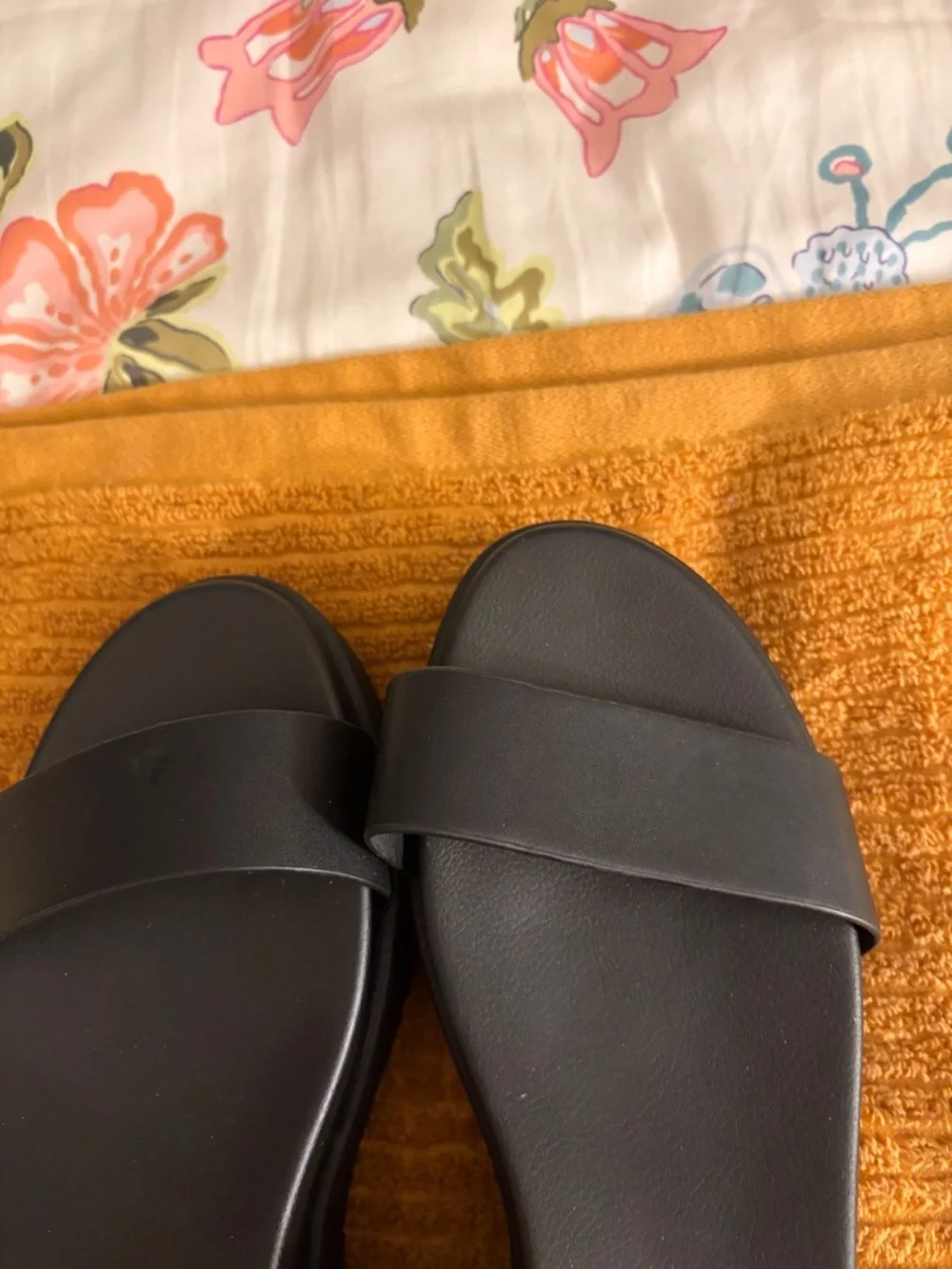 MIA these shoes
