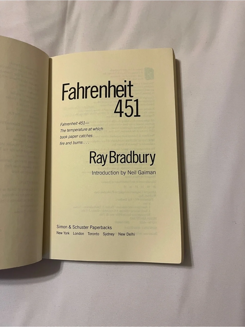 Fahrenheit 451 introduction lovers neil