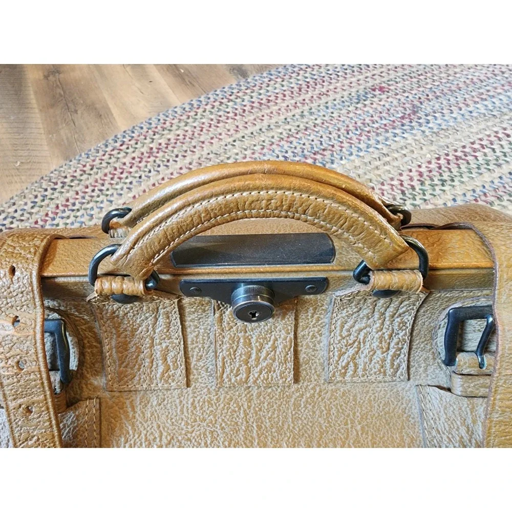 Atg Rare Austrian 1890-1910s Leather Doctors Bag Travel Luggage Gladstone Valise