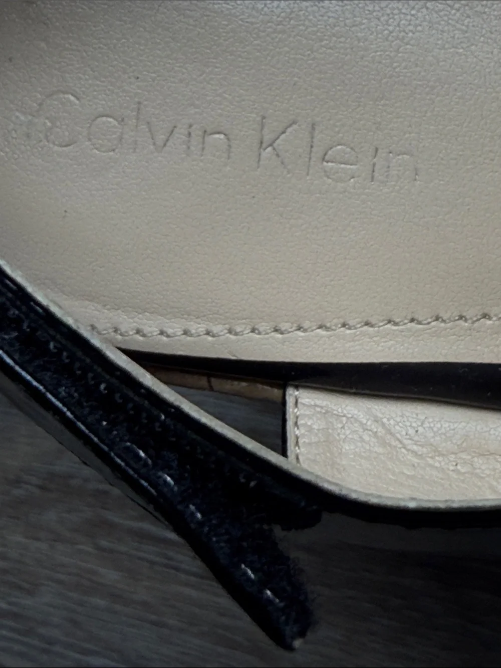 Calvin Klein excellent preloved