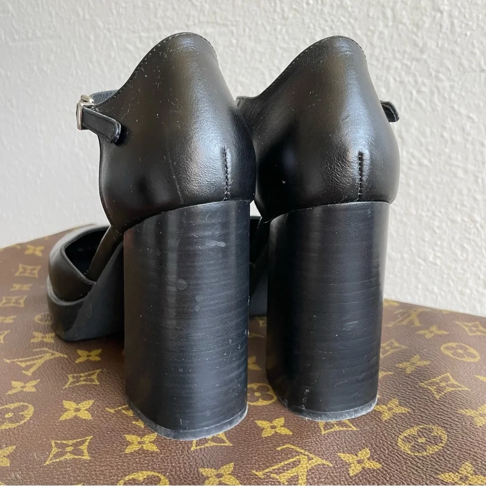 Jeffrey Campbell all #90sfashion