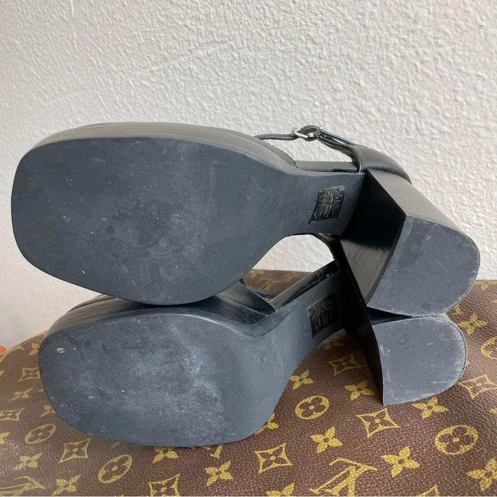 Jeffrey Campbell jeffrey good #platforms
